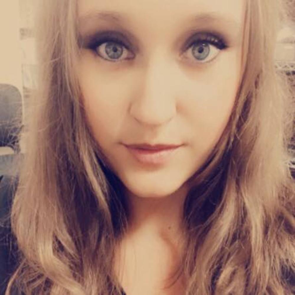 Meet your Posher, Justine